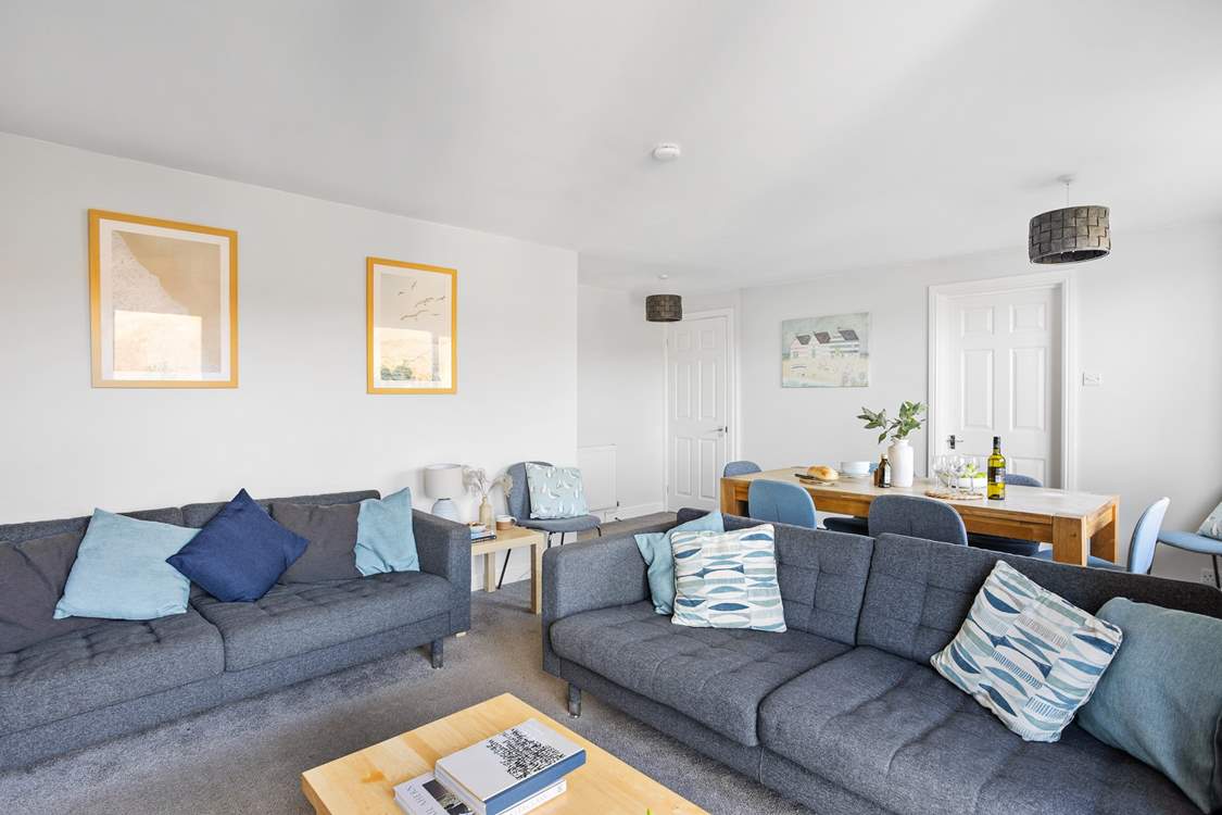 After a day exploring come back and relax in the sitting/dining-room.