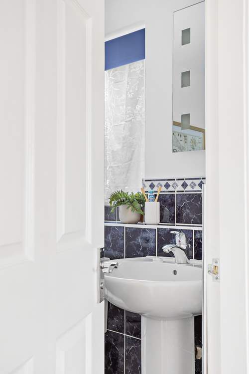 Bedroom 1 has its own en suite.