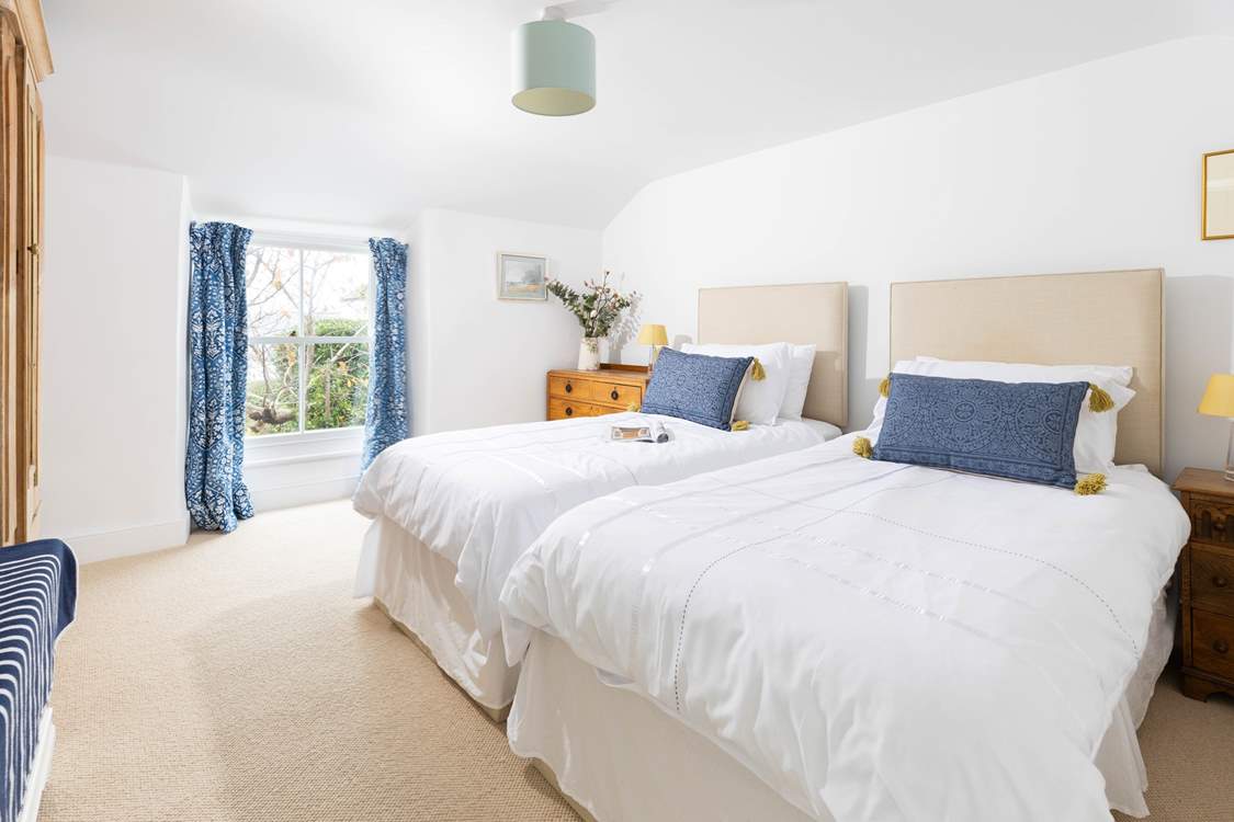 Perfect for either children or adults, bedroom 3 has 3ft twin beds.
