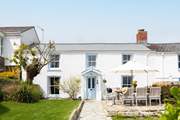 Rosslyn is the perfect base to enjoy your holiday in Cornwall.