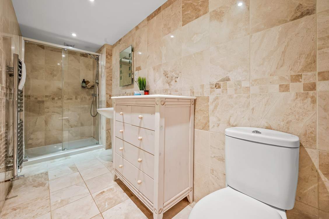 The stylish en suite to bedroom 3.