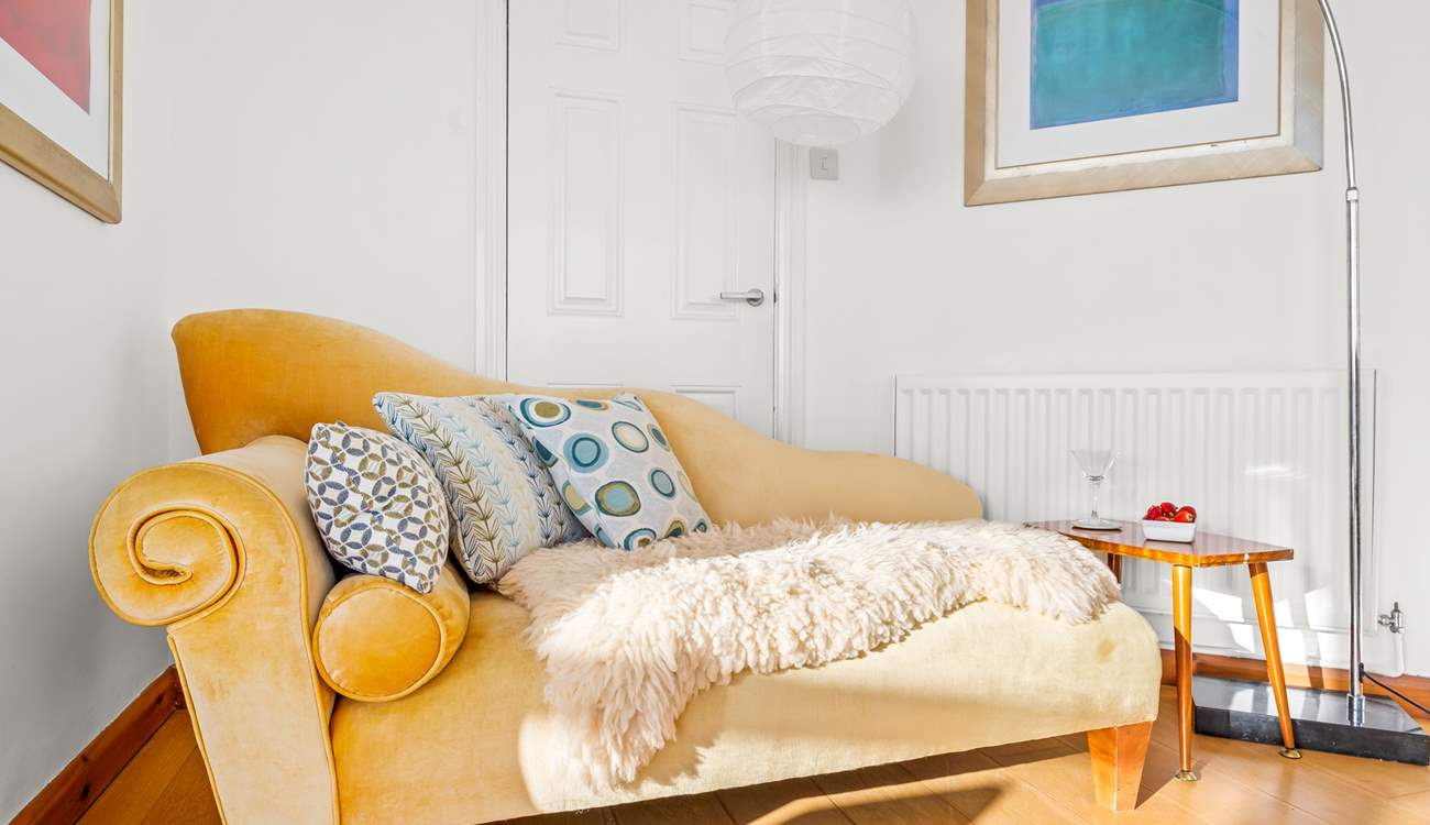 What a fabulous spot to enjoy a good book and the stunning sea views.