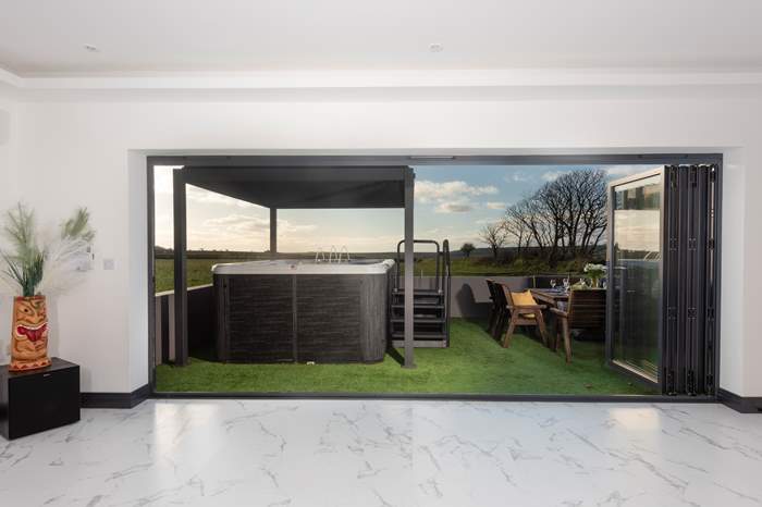 La Casita,Sleeps 8 + 2 cots, 1.2 miles N of Porthleven