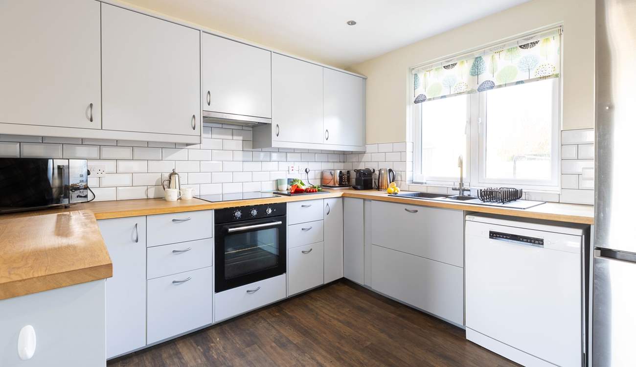 The holiday chef will be in their element in the well-equipped kitchen. 