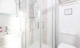 Tasteful en suite shower-room.  - Thumbnail Image