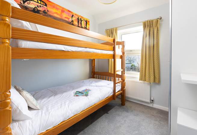 Best sea views from the top bunk. 