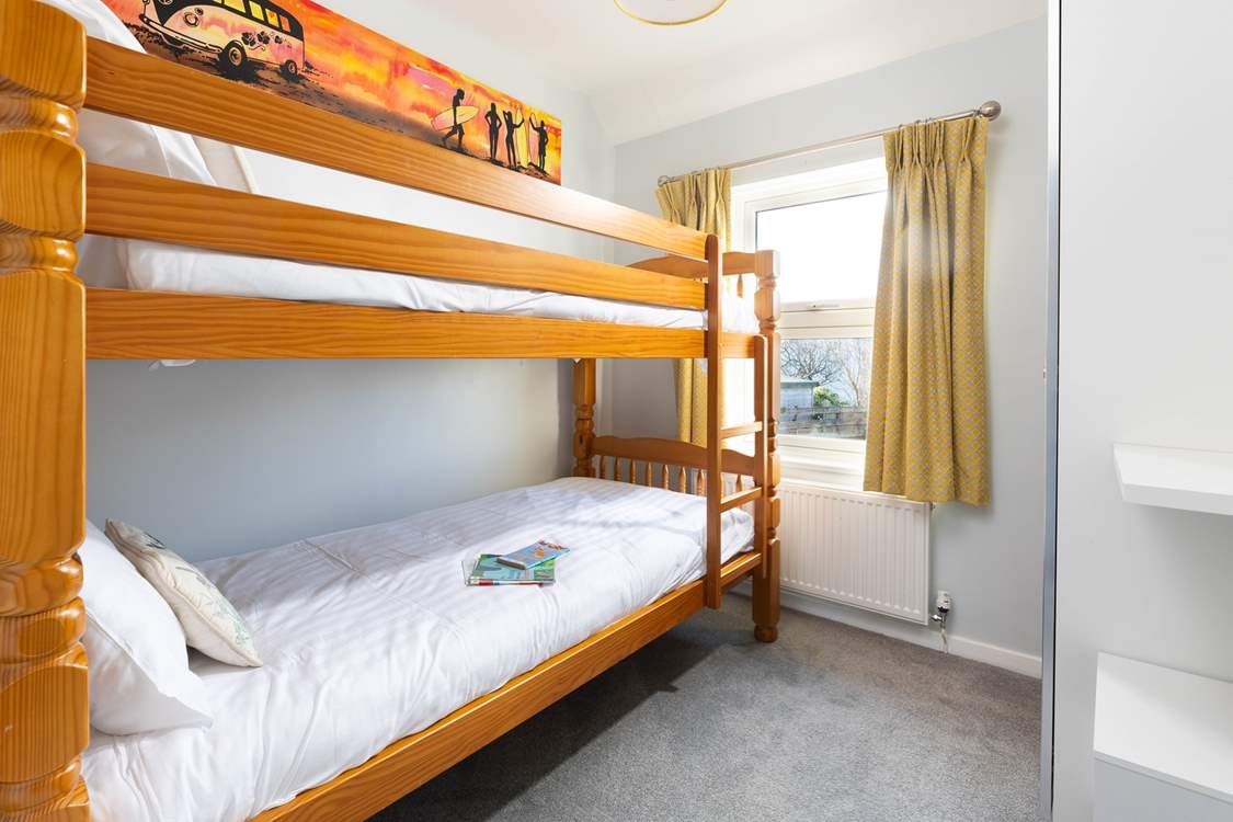 Best sea views from the top bunk.