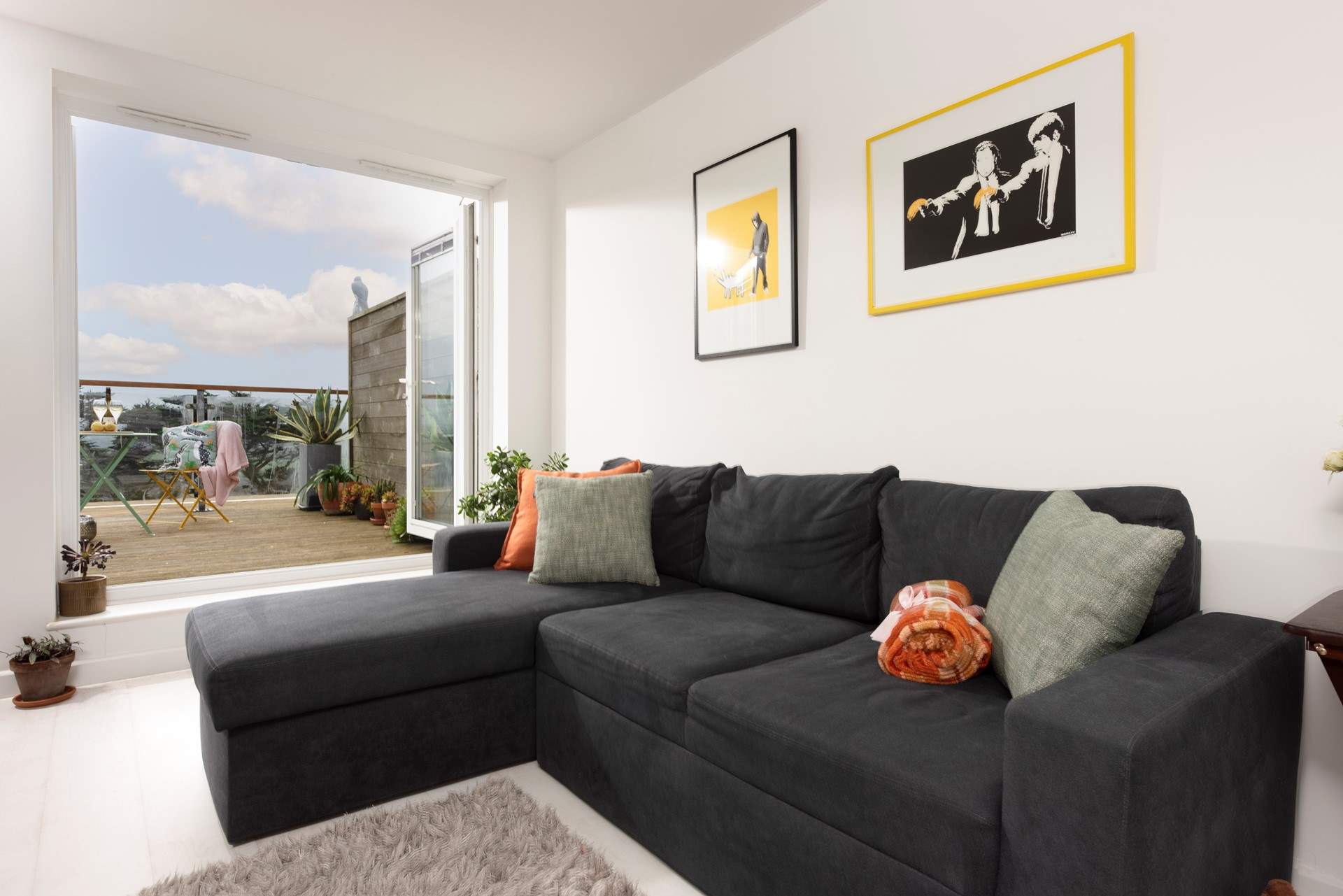 Enjoy the cooling summer breeze. 