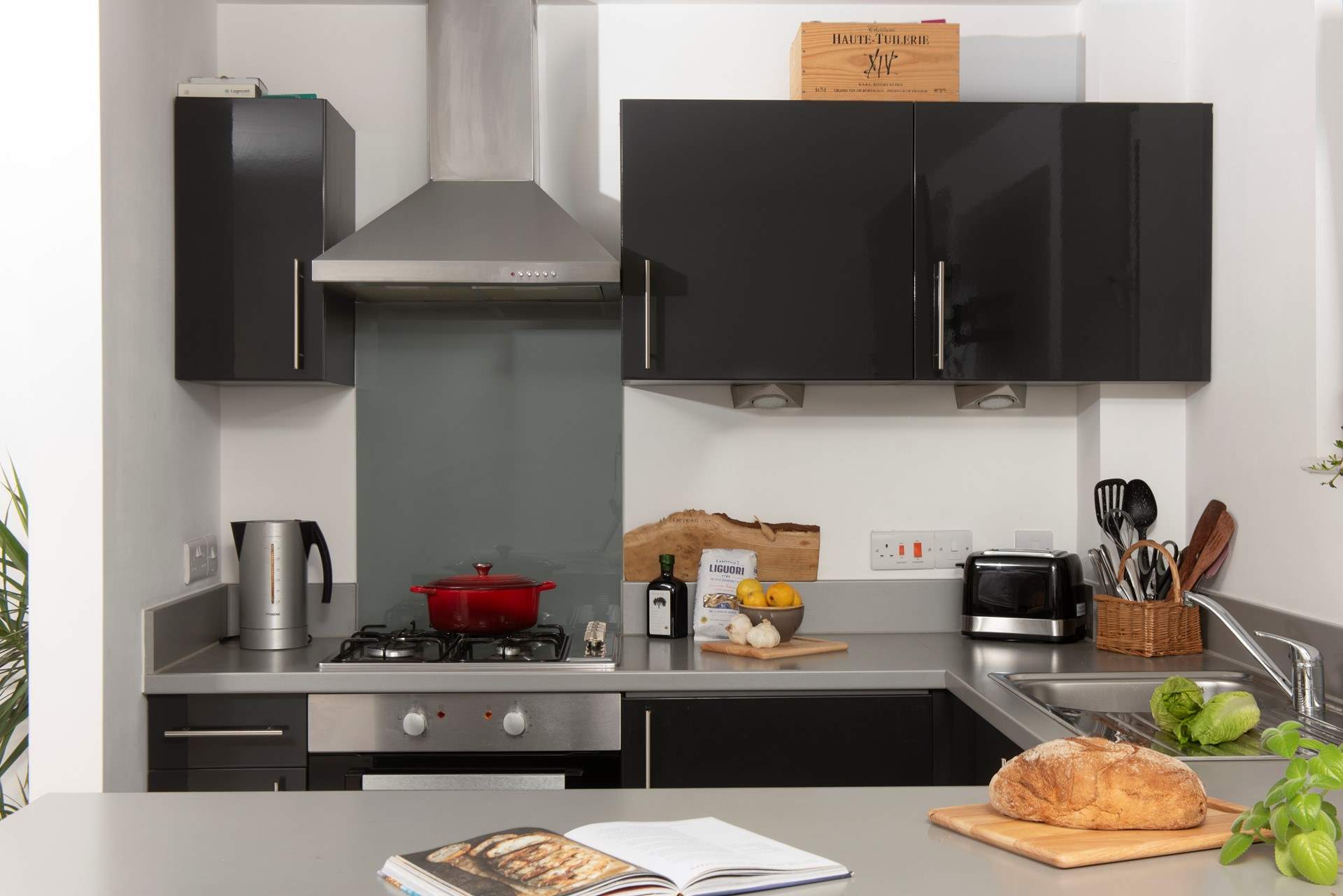 The kitchen has everything you might need for a yummy meal at home. 