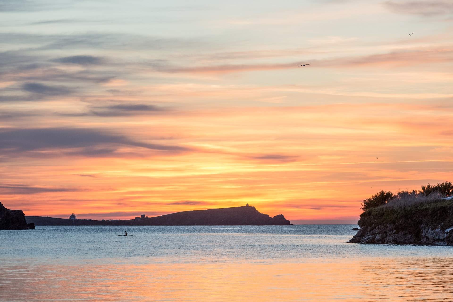 Enjoy stunning sunsets on the north coast. 