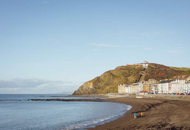 A ten minute drive away is the pretty seaside town, beach and promenade in Aberystwyth. 