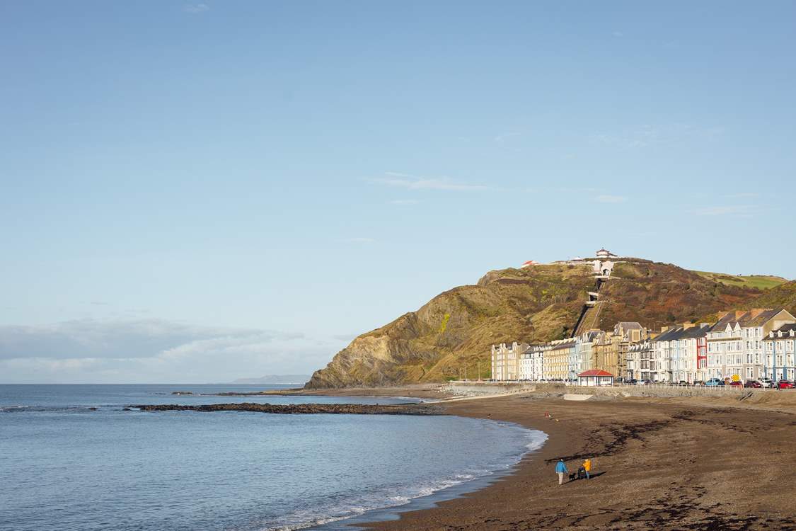 A ten minute drive away is the pretty seaside town, beach and promenade in Aberystwyth.