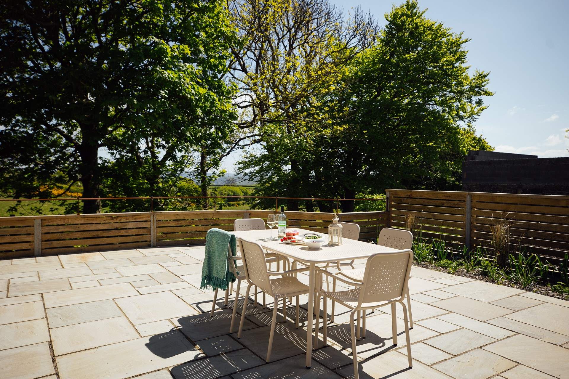 Enjoy sunny breakfasts or dinner al fresco under the stars.