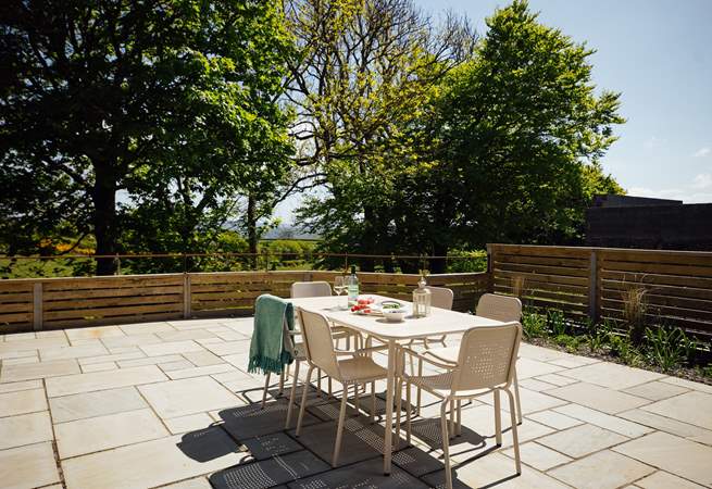 Enjoy sunny breakfasts or dinner al fresco under the stars.