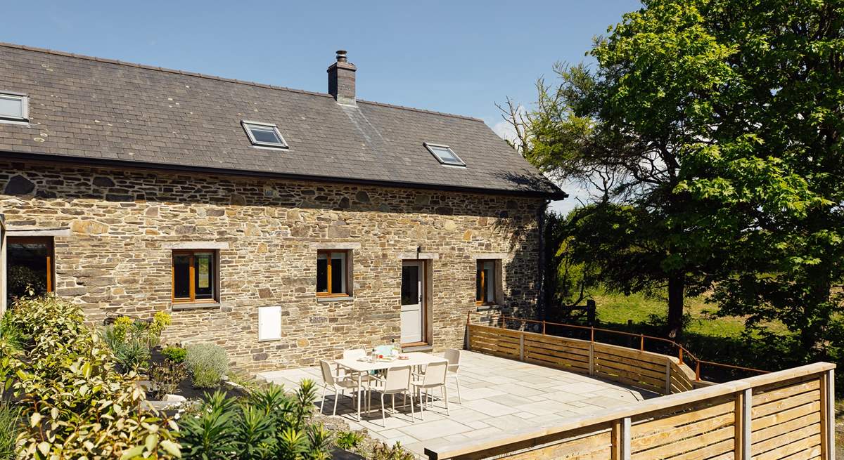 Relax in the peace and tranquillity of the idyllic surrounding countryside or explore the local magnificent Cardiganshire coastline. Spot the dolphins in Cardiganshire Bay, by taking a boat trip from New Quay, a short drive away. 