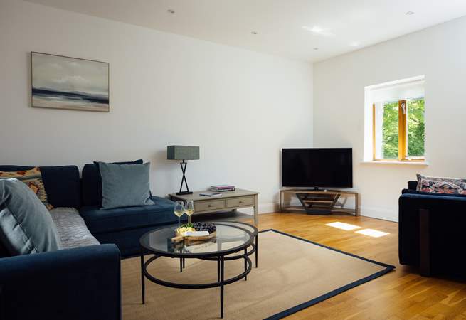 Plan the holiday excursions while enjoying a glass of wine. 