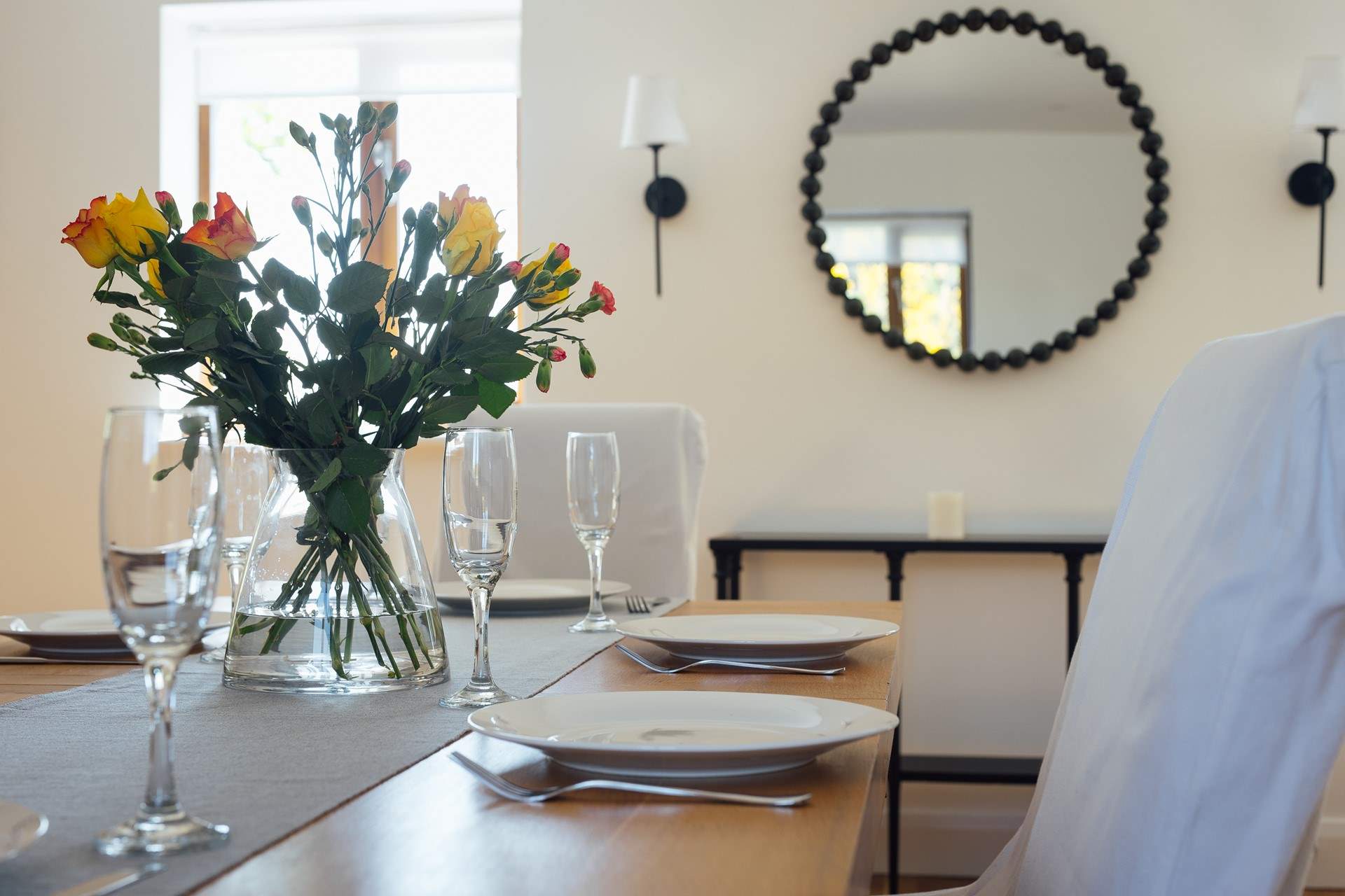 Enjoy relaxing holiday meals together. 