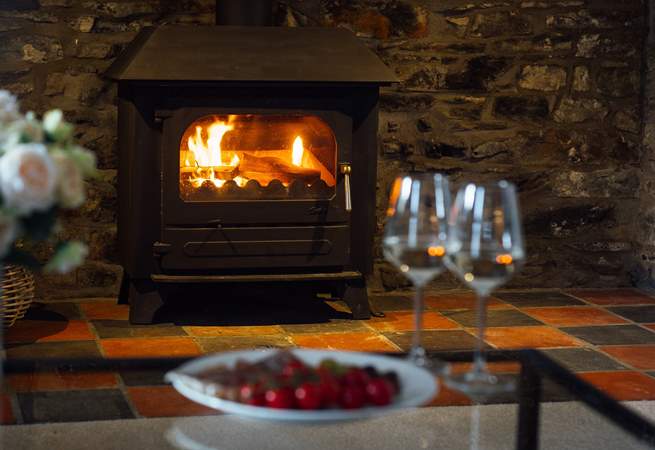 Sunny days or frosty winter days, Cwmcaseg offers the ideal retreat, nestling amongst rolling countryside and the magnificent Cardiganshire coastline.