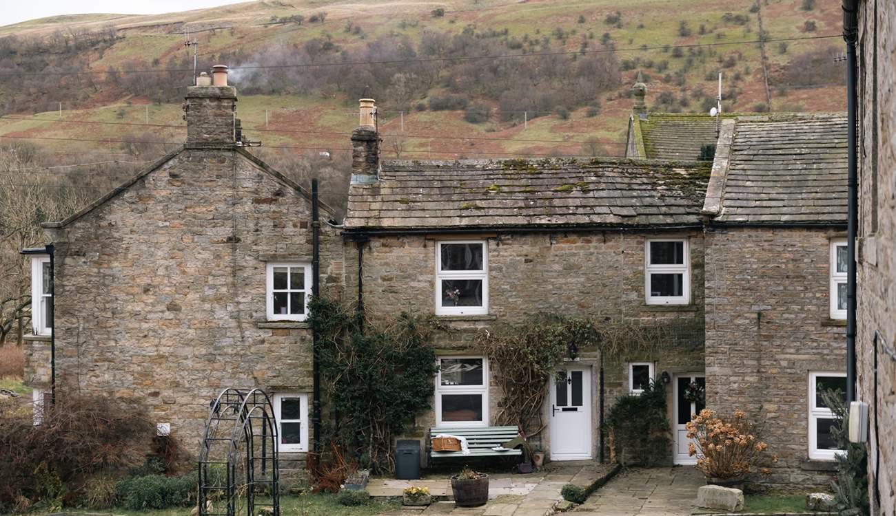 Nestled in Swaledale with hills all around and great walks from your doorstep.