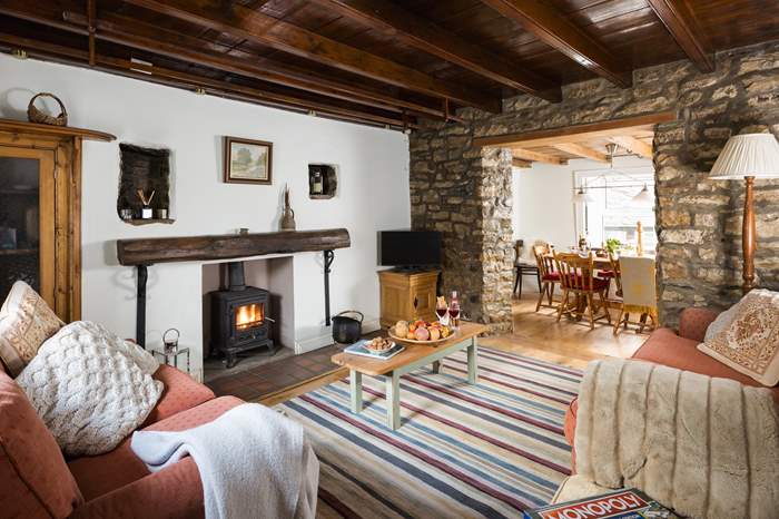 Fell View is a 3 bedroom, dog friendly self catering cottage near Hawes.