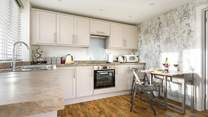 Get creative in this beautiful kitchen and cook up some delicious local Norfolk produce.