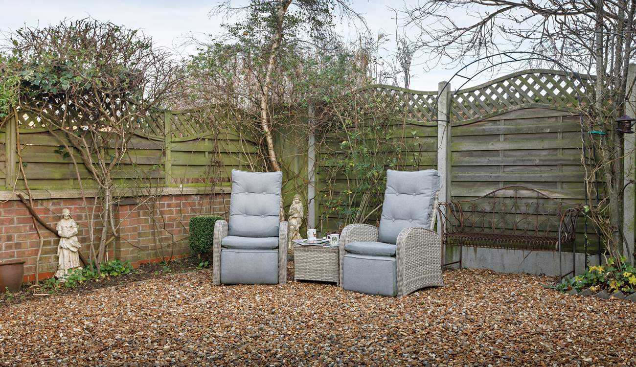 Step  out into the enclosed dog-friendly garden; the perfect spot to relax after a day of adventures.