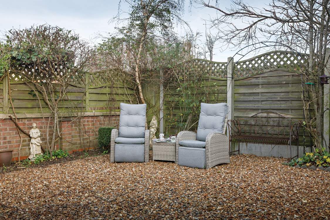 Step  out into the enclosed dog-friendly garden; the perfect spot to relax after a day of adventures.