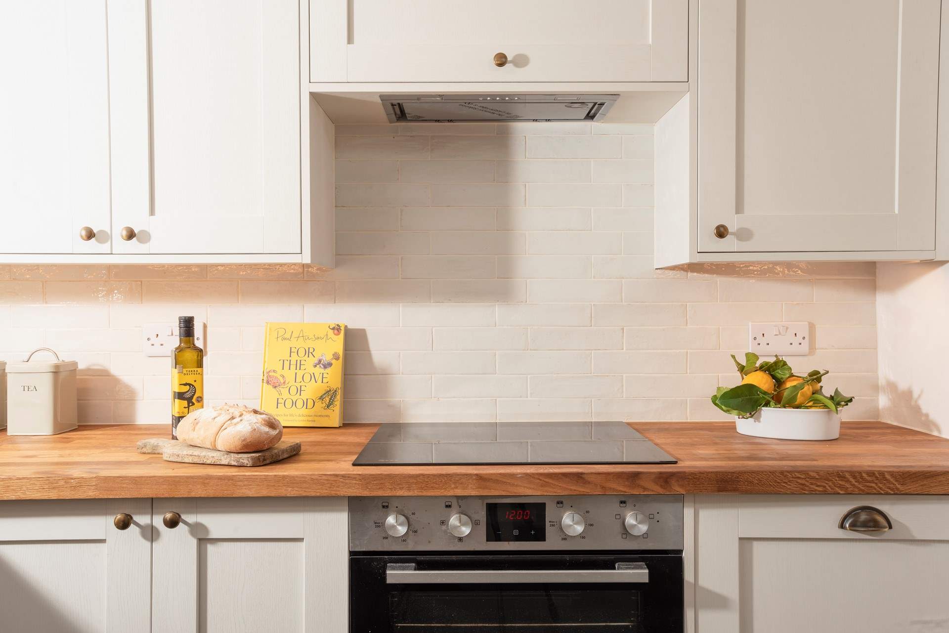 Ready for slow breakfasts, hearty suppers, the kitchen is the soul of the cottage.