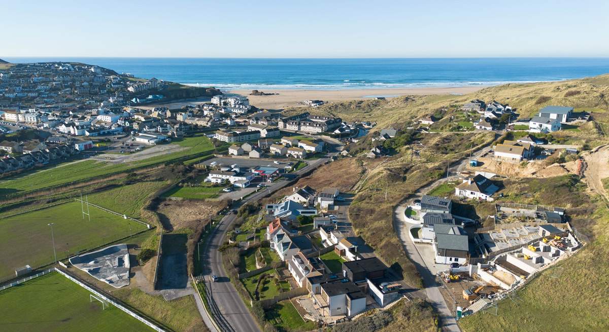 Safari is the fifth house along the bottom row of houses - look how close you are to the beach!