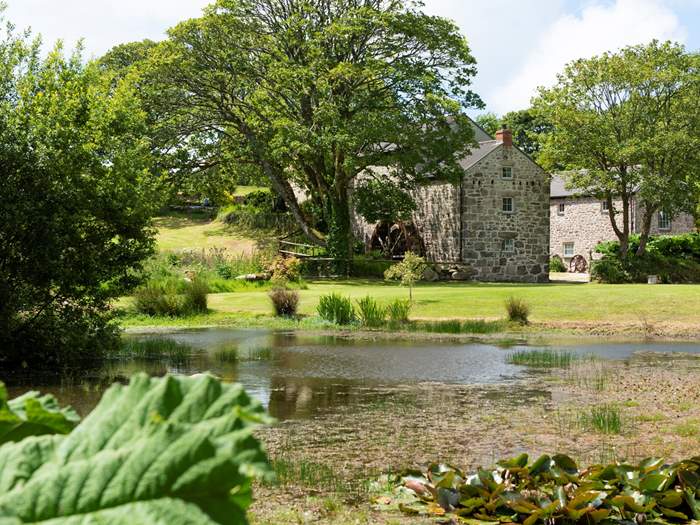 Roskennals Mill, Sleeps 5 in Penzance