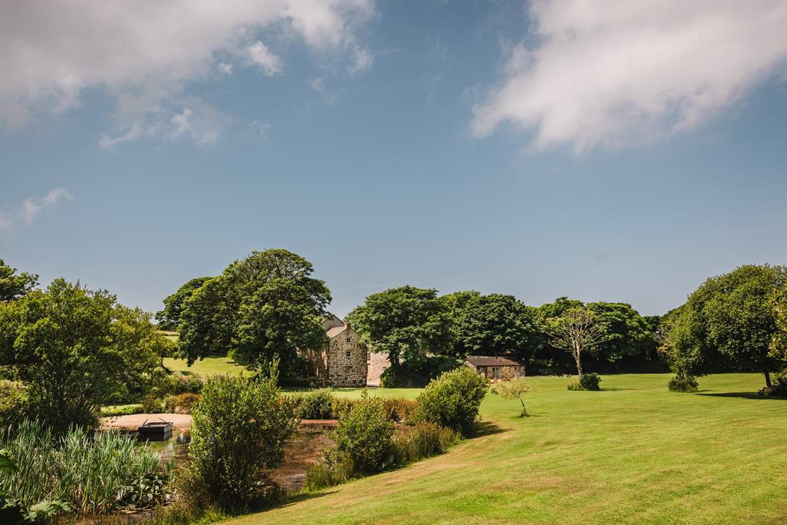 A setting which is maintained to the highest standard whilst respecting nature and the native plants and wildlife.