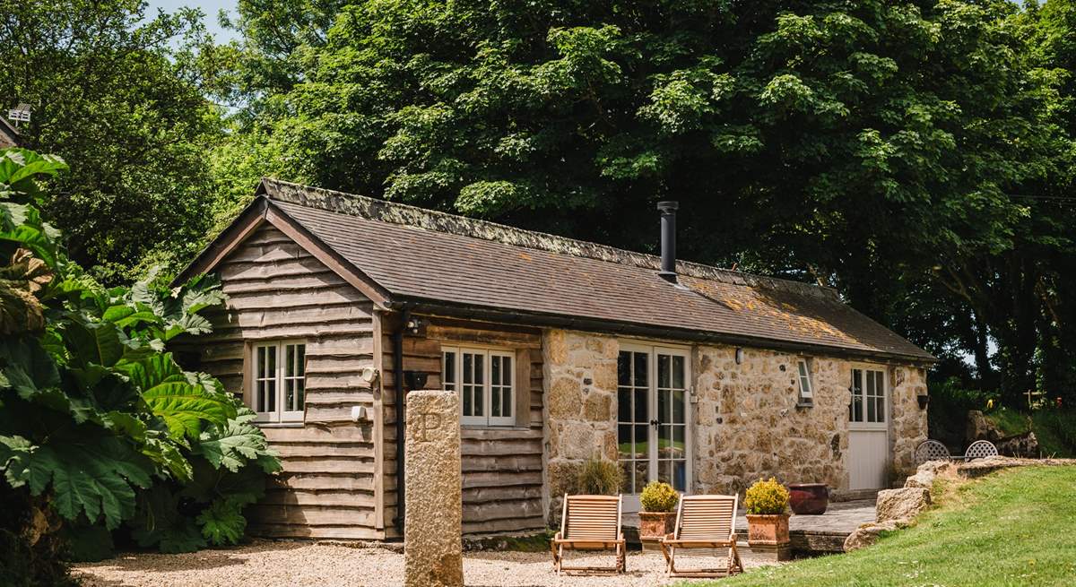 Welcome to Ellas Pottery, a lovingly restored granite stone cottage surrounded by natural beauty.