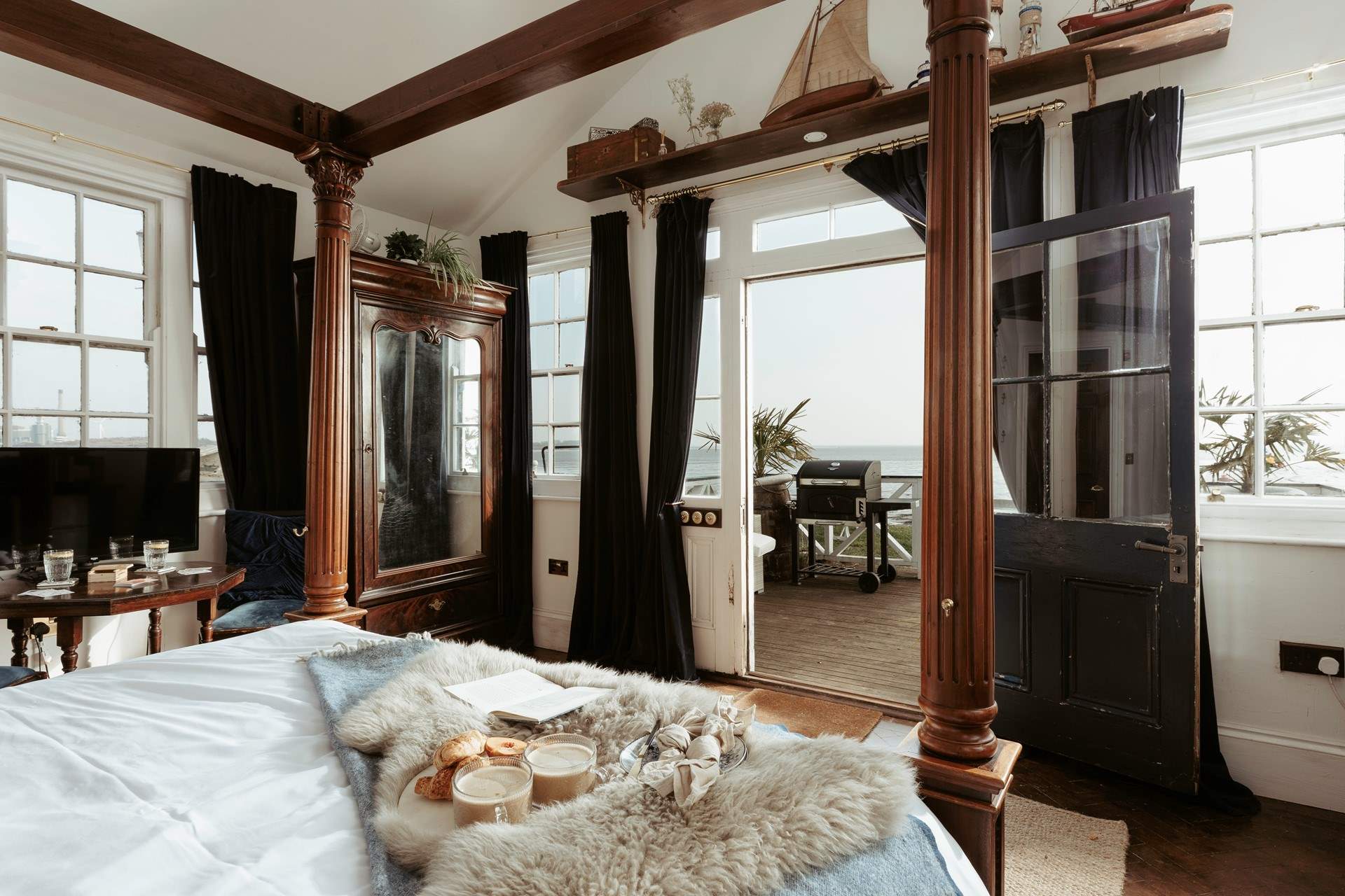 Enjoy breakfast in bed whilst taking in beautiful sea views. 