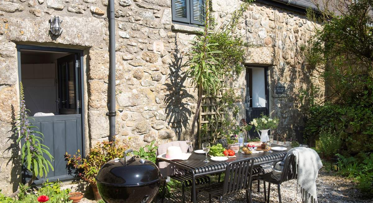 Welcome to Brea Barn Cottage an idyllic granite cottage set in immaculate gardens with sea views.