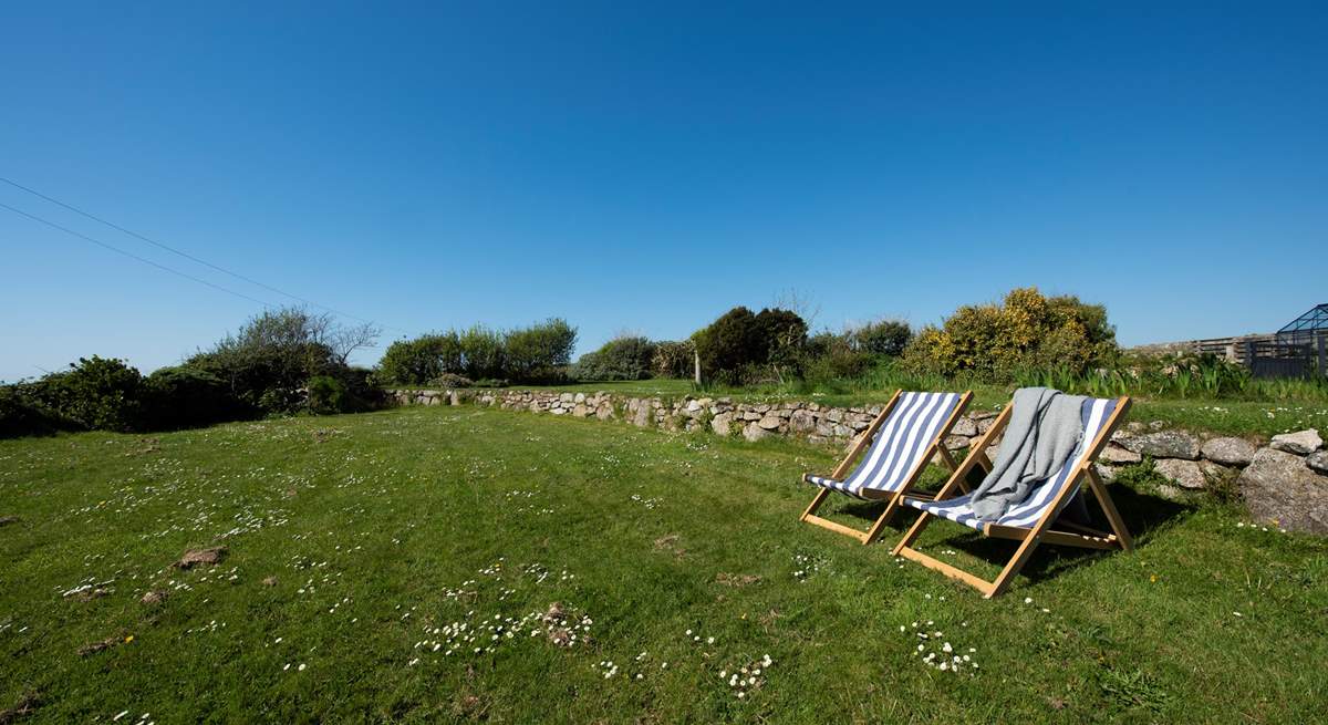 Sit back and realax in the beautiful grounds.