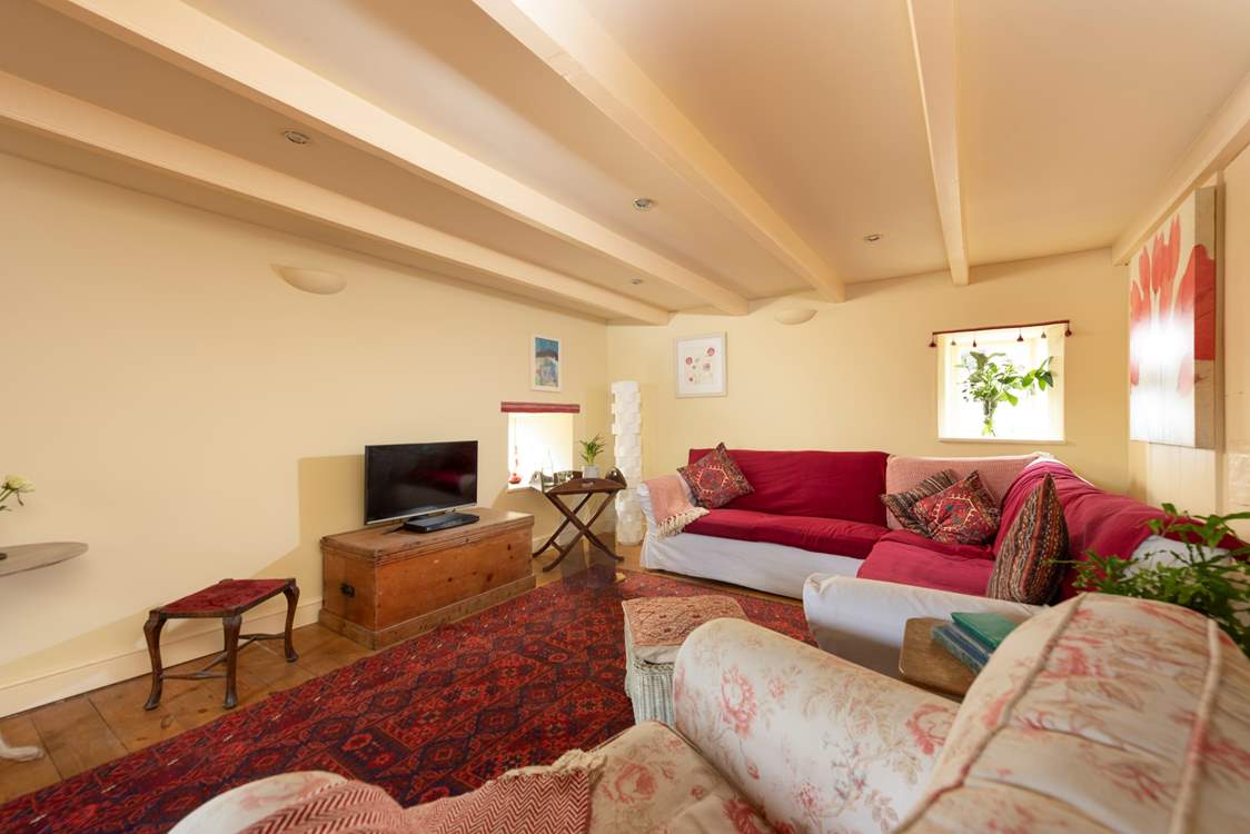 A huge sitting-room for rest and relaxation.