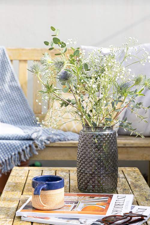 This charming retreat is a perfect base for exploring the south Cornish coast.