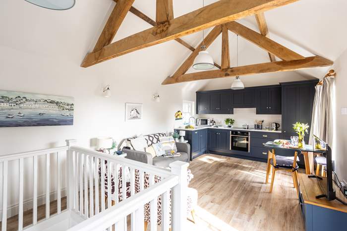 The Dolls House is a 1 bedroom holiday cottage near the beach in Fowey, South Cornwall.