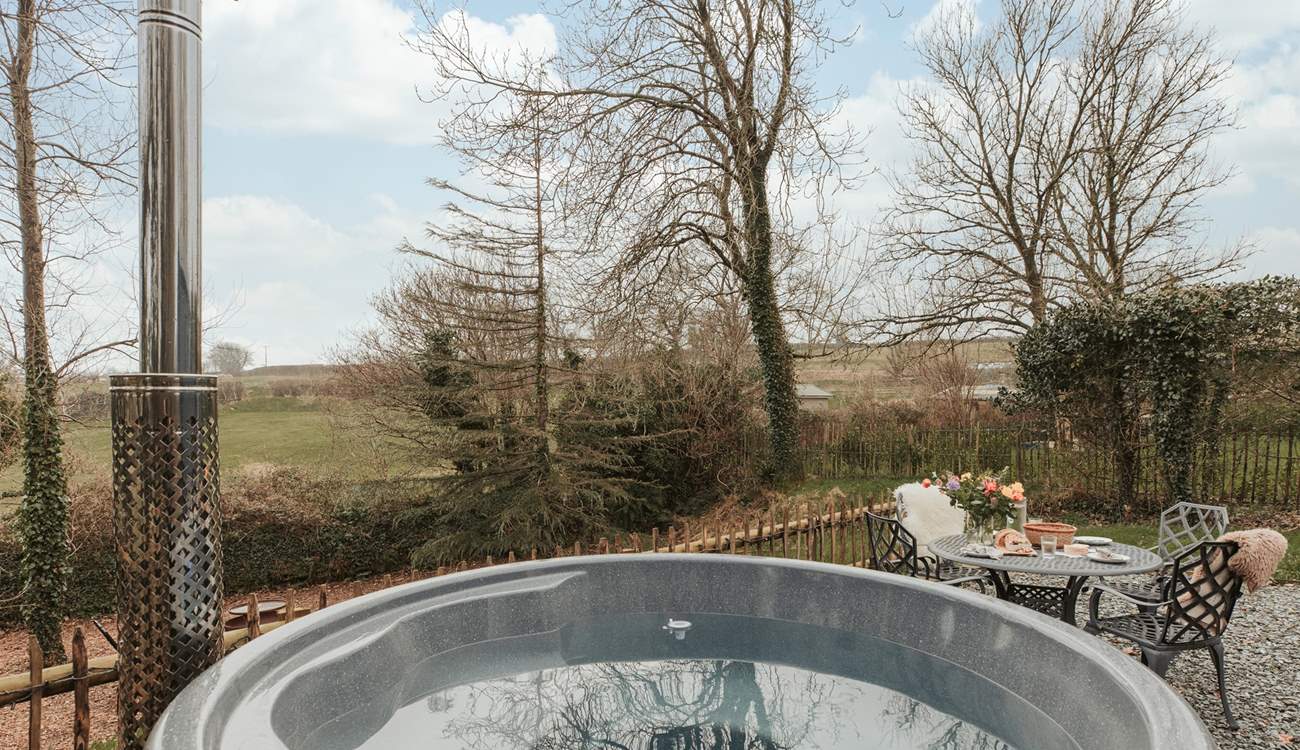 Soak your worries away in the heavenly hot tub. 