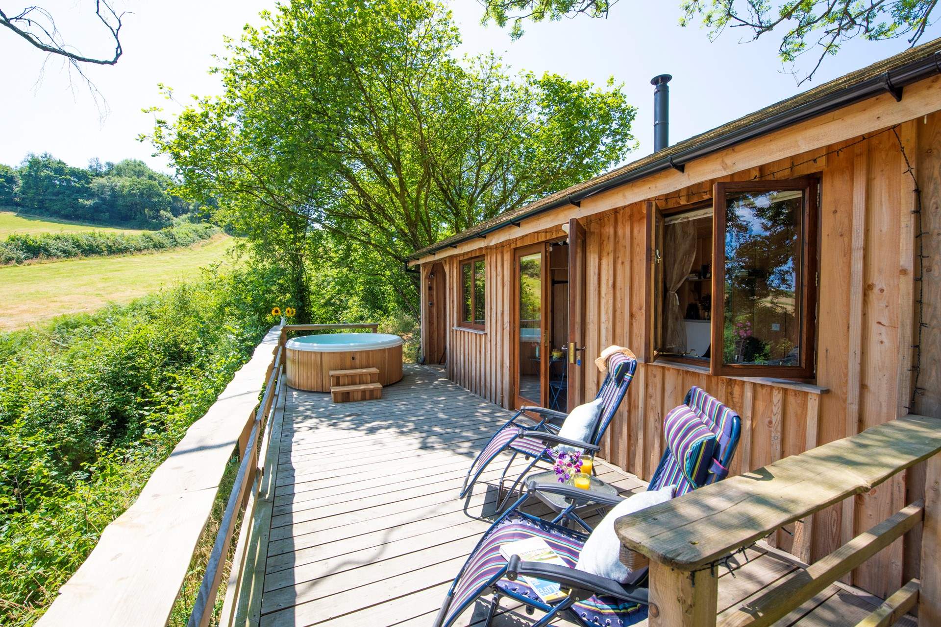 This peaceful countryside escape offers you a space to relax and unwind. (Please note the hot tub has been upgraded and a retractable cover has been added).