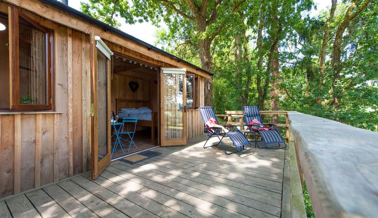 Relax with your chosen book on the decking, listening to the bird song around you. 