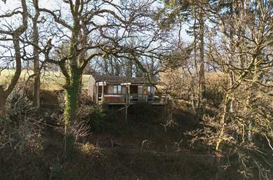 Hazel. Sleeps 2, 2.5 miles SW of South Molton