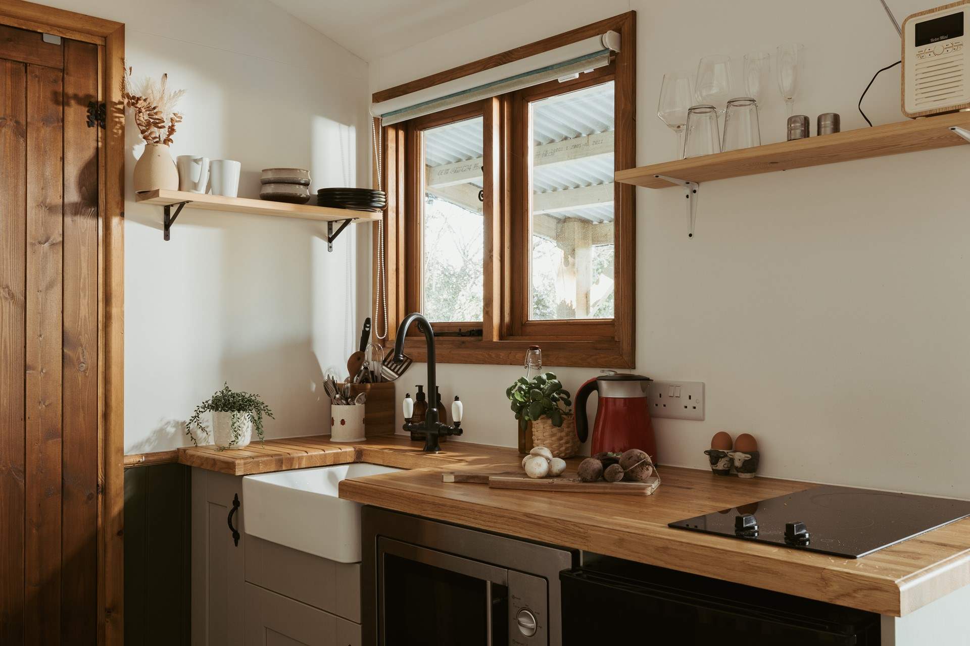 Stock up on local produce from the nearby market town of South Molton before whipping up a feast in the well-equipped kitchen.