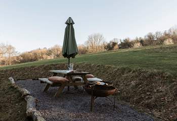 Fire up the barbecue and fire-pit to create the perfect setting for al fresco evenings. 