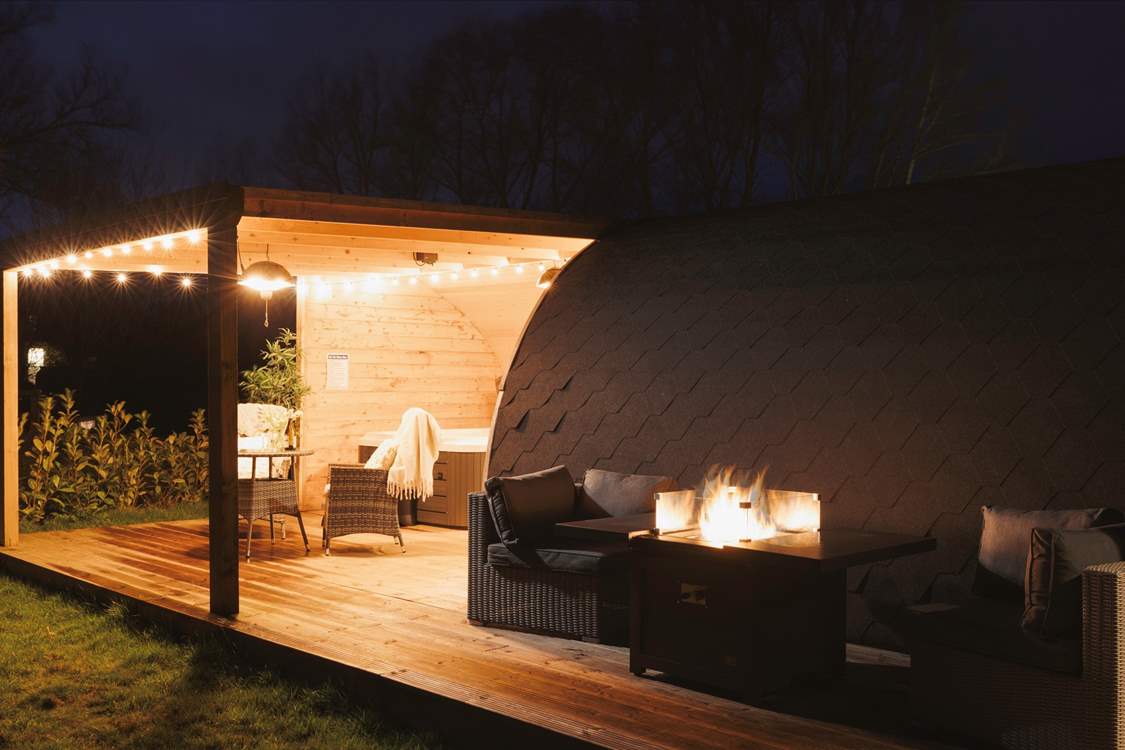 Light the gas fire-pit and get cosy under the stars.