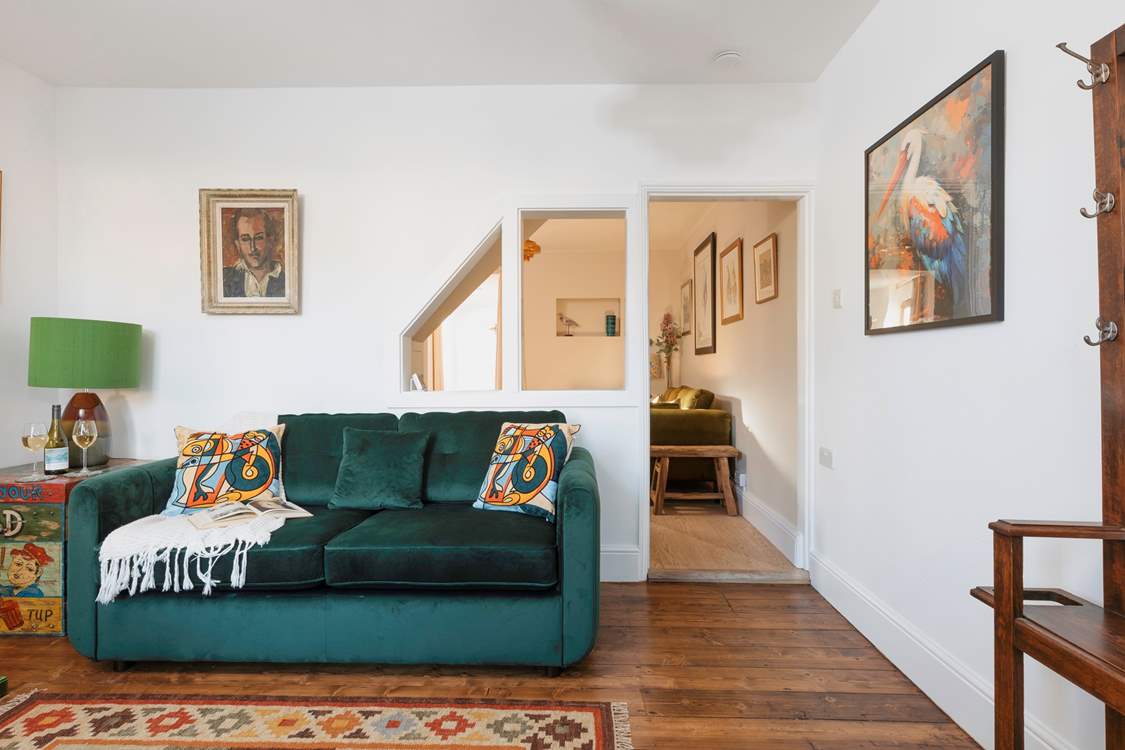 Beautiful furnishings throughout.