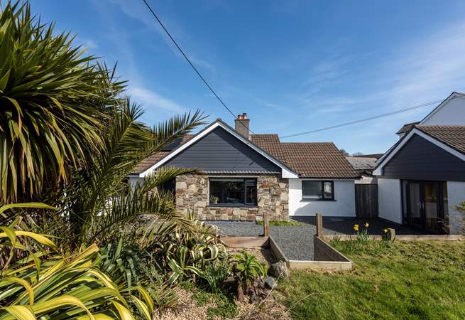 Looking back from the front lawn, take care on the steps and the unfenced edge.