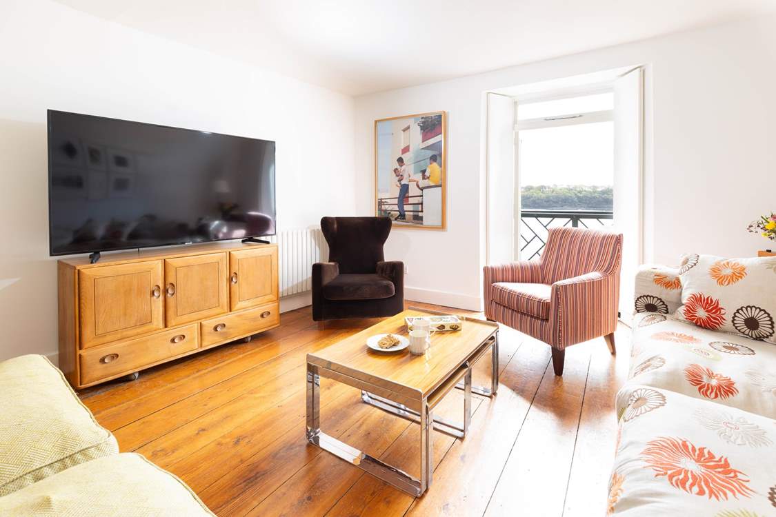 The charming sitting-room is on the first floor.