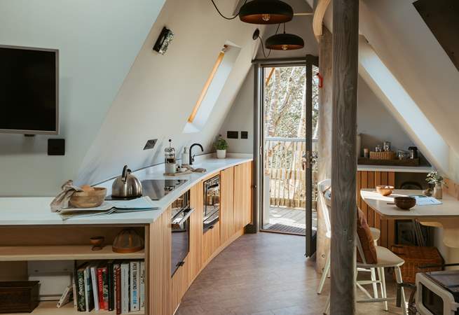 The fully equipped kitchen has everything you need for your getaway. 