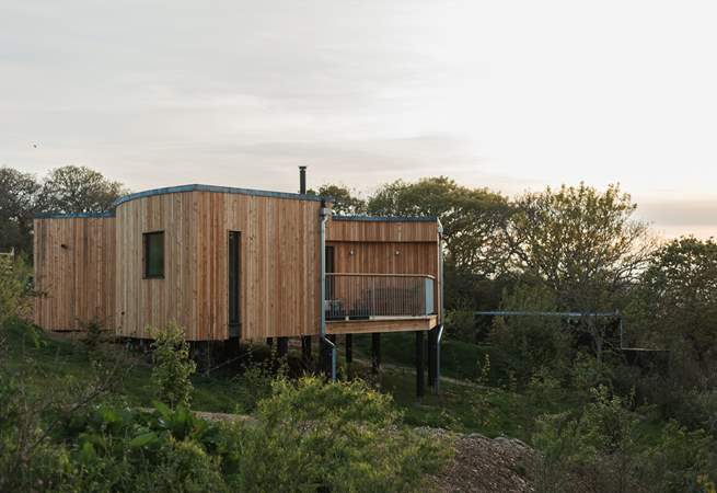 A picture-perfect hideaway between the trees.